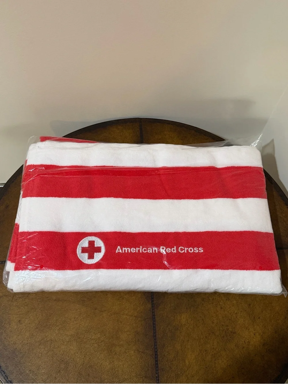 BRAND NEW AMERICAN RED CROSS EXTRA LARGE BEACH TOWEL IN RED & WHITE 40” x 70”